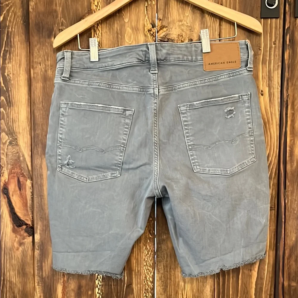 American Eagle Outfitters Gray Distressed Jean Shorts - Picture 5 of 7